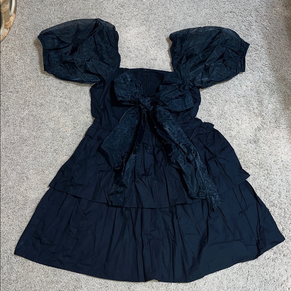 CLEOBELLA Soledad Organza Puff Sleeve & Bow Square Neck Tiered Mini Dress Black - Picture 4 of 8